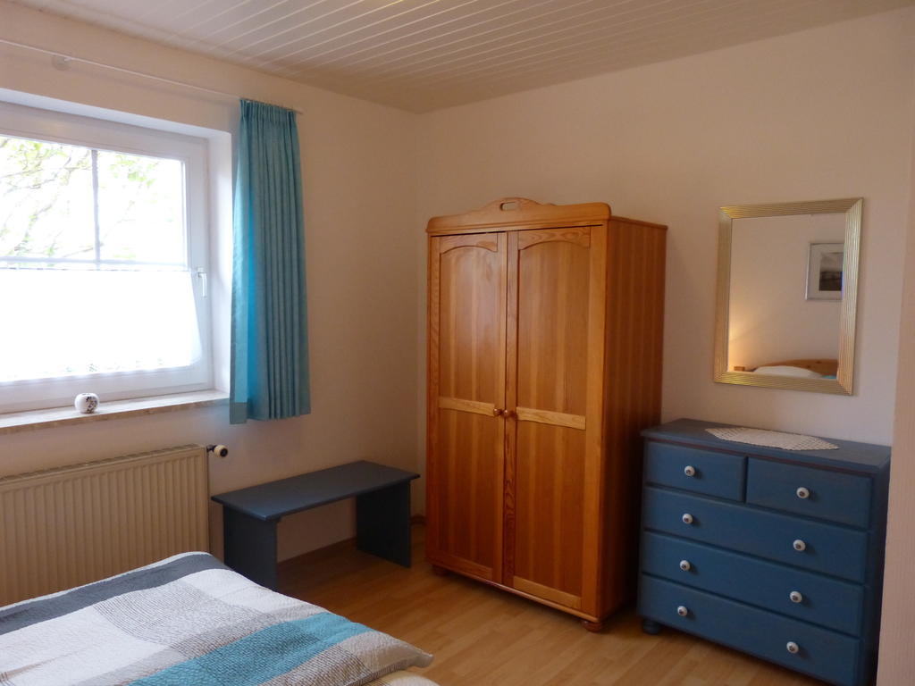 Gästehaus Amrumer 36 Büsum Zimmer foto